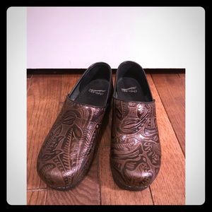 Dansko Women's Professional Tooled Clog